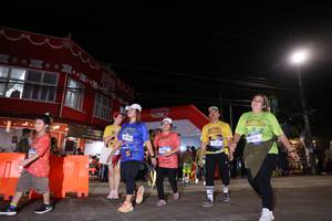 BIB: 1228
                            <button type="button" onclick="openModal(26262342)" class="btn btn-primary btn-sm float-right btn-popup" data-toggle="modal" data-target=".modal-high-quality">
                        <i class="fas fa-shopping-cart"></i> Add to Cart
                    </button>
                                            <button type="button" onclick="isThisMe(26262342, true)" class="btn btn-success btn-sm float-right btn-popup btn-isme hidden" data-toggle="tooltip" data-placement="bottom" title="นี่คือรูปของคุณใช่ไหม คลิกที่นี่เพื่อเอาเข้าอัลบั้ม">
                        <i class="fas fa-plus"></i> Add to album
                    </button>
                    <button type="button" onclick="isThisMe(26262342, false)" class="btn btn-warning btn-sm float-right btn-popup btn-isnotme hidden">
                        <i class="fas fa-ban"></i> Remove from album
                    </button>